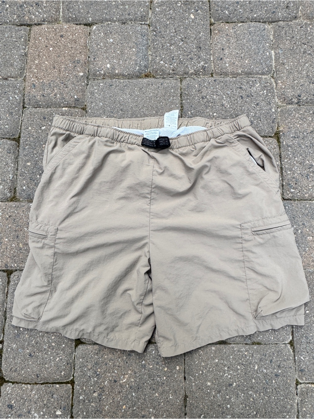 Men’s Kahki Columbia Shorts